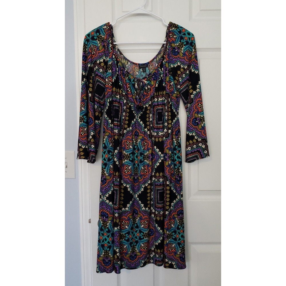 Madison Womans knee length Dress Size 8 3/4 Sleeve‎